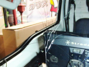 2012.06.21_アクティ_キズ.png