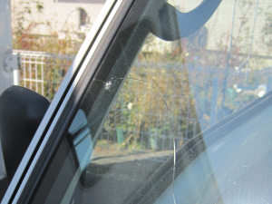 2012.04.11_サンバー_キズ1.png