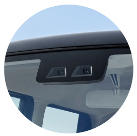 マツダの衝突防止カメラ付きフロントガラス交換費用 - ジャパンオート